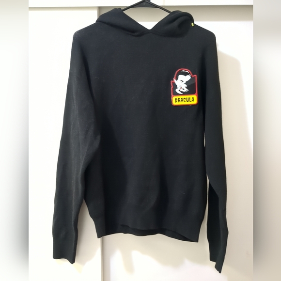 Universal Monsters Dracula Hooded Sweater Unisex - Picture 2 of 11